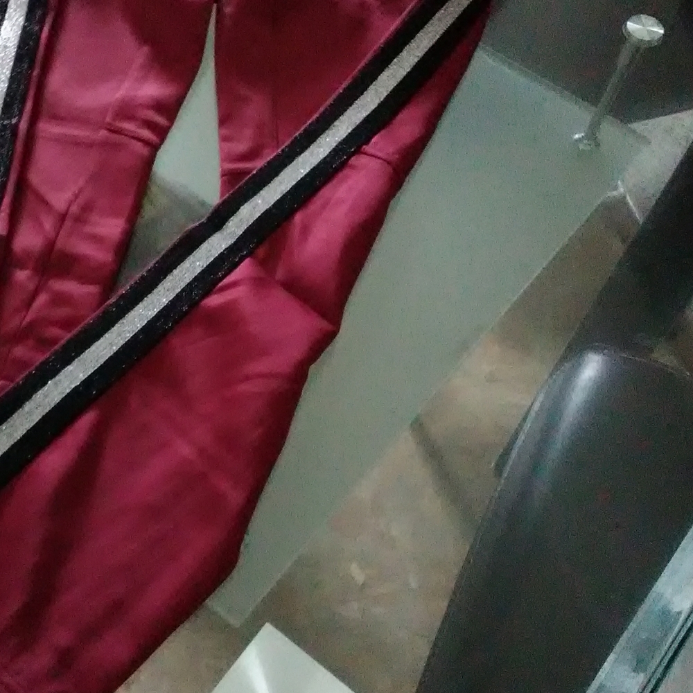 Joggers - Picture 2 of 2